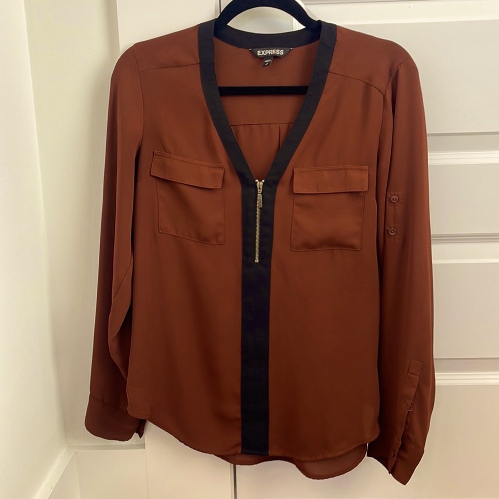 Express women’s portofino zip blouse size small